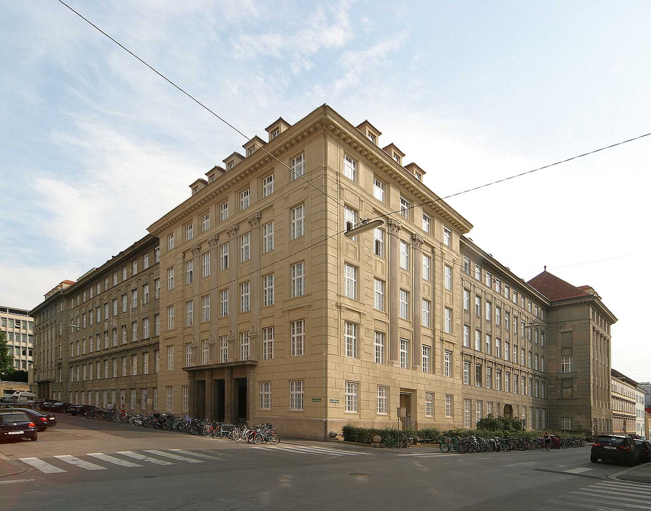 Gebaeude Neue Technik der Technischen Universitaet Graz