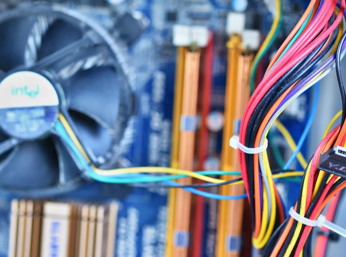 wires-motherboard