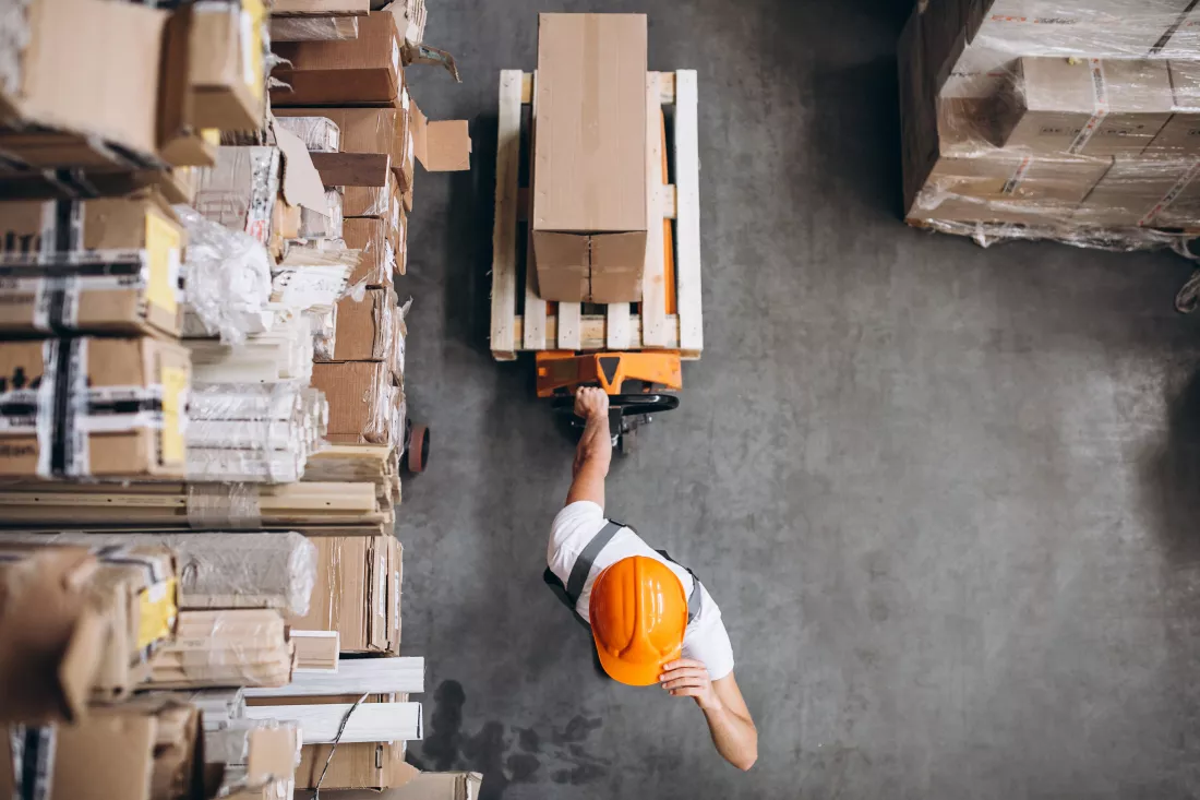 Logistyka - inżynierskie studia w WSAiB Gdynia z opcją dualnego kształcenia